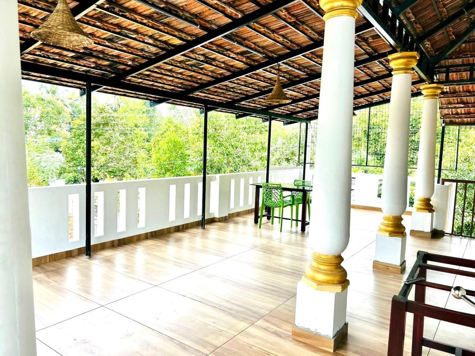 Marari Beach Cleetus Homestay 马拉利库兰 外观 照片