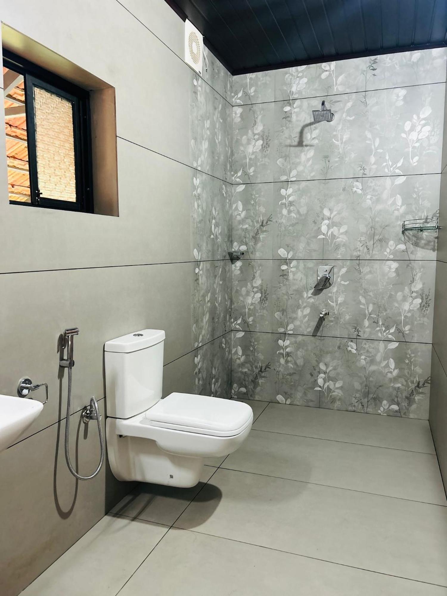 Marari Beach Cleetus Homestay 马拉利库兰 外观 照片