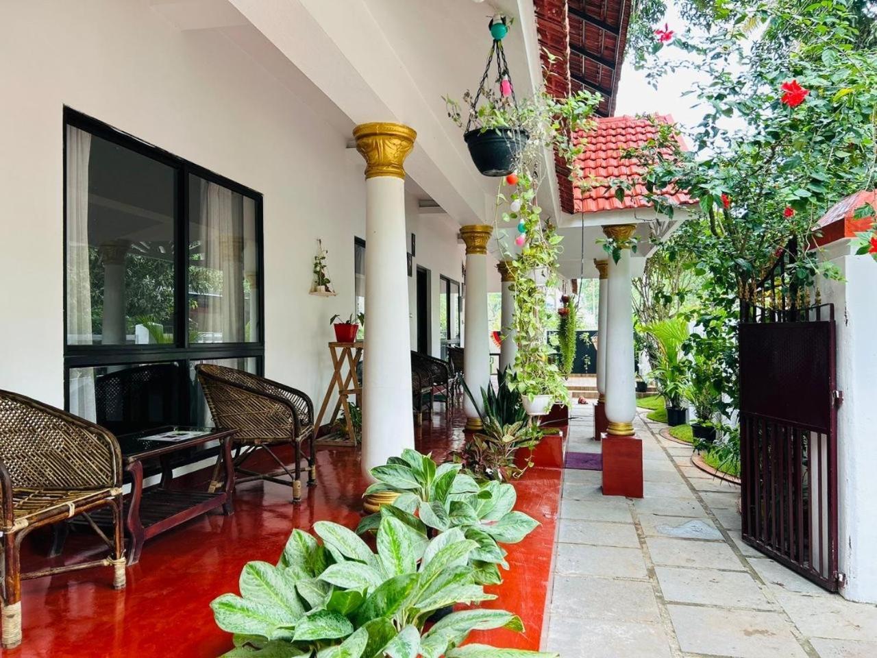 Marari Beach Cleetus Homestay 马拉利库兰 外观 照片